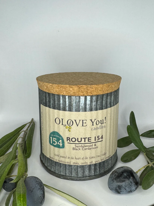 Rt. 154 with notes of Sandalwood & Black Cardamom